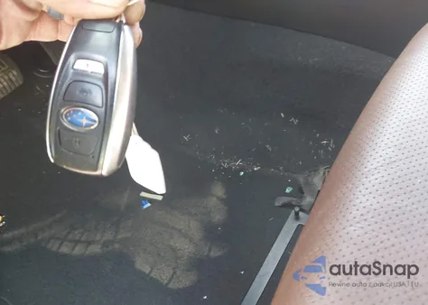 2018 Subaru Outback 2.5I Touring z USA, uszkodzony, nr VIN 4S4BSATC3J3203488